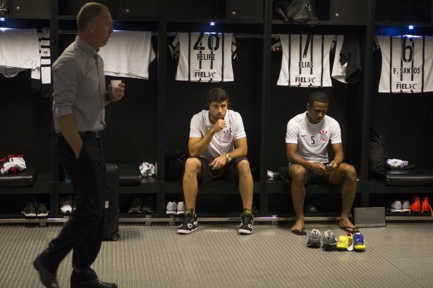 Nos vestiários antes do jogo entre Flamengo x Corinthians, realizado esta tarde no estádio do Maracanã, válido pela 21ª rodada do Campeonato Brasileiro de 2014