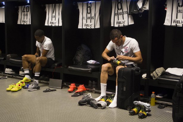 Nos vestiários antes do jogo entre Flamengo x Corinthians, realizado esta tarde no estádio do Maracanã, válido pela 21ª rodada do Campeonato Brasileiro de 2014
