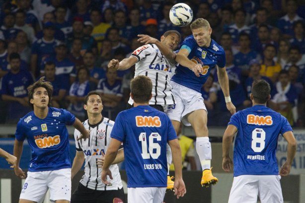Durante o jogo entre Cruzeiro x Corinthians, realizado esta noite no Mineirão, válido pela 27ª rodada do Campeonato Brasileiro de 2014