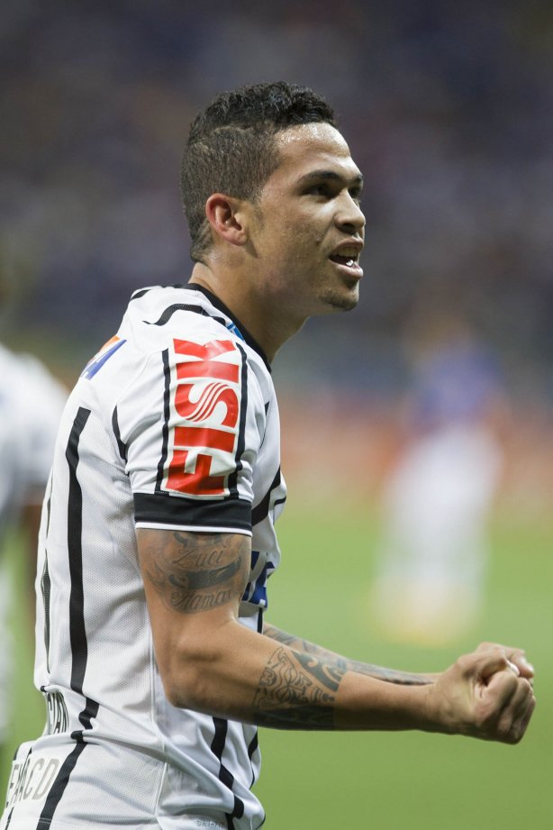 Durante o jogo entre Cruzeiro x Corinthians, realizado esta noite no Mineirão, válido pela 27ª rodada do Campeonato Brasileiro de 2014