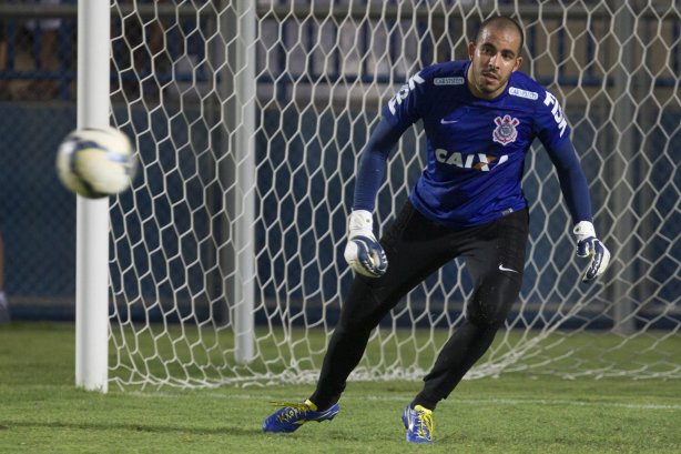 Durante o treino desta tarde em Manaus no CT do São Raimundo. O próximo jogo da equipe será amanhã, sábado, 11/10, contra o Botafogo, na Arena Amazônia, em Manaus, válido pela 27ª rodada do Campeonato Brasileiro de 2014