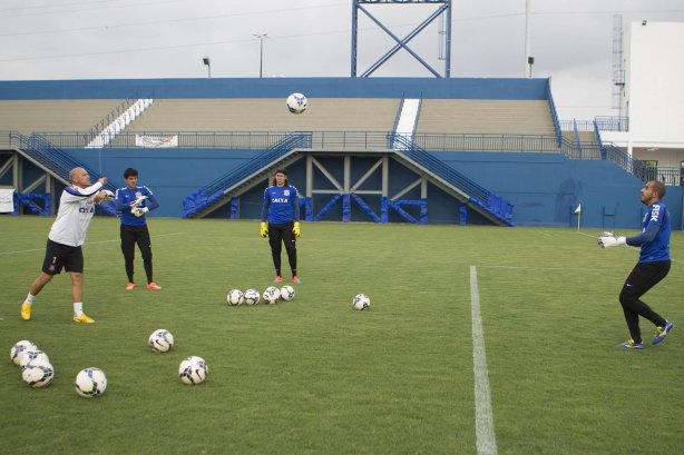 Durante o treino desta tarde em Manaus no CT do São Raimundo. O próximo jogo da equipe será amanhã, sábado, 11/10, contra o Botafogo, na Arena Amazônia, em Manaus, válido pela 27ª rodada do Campeonato Brasileiro de 2014