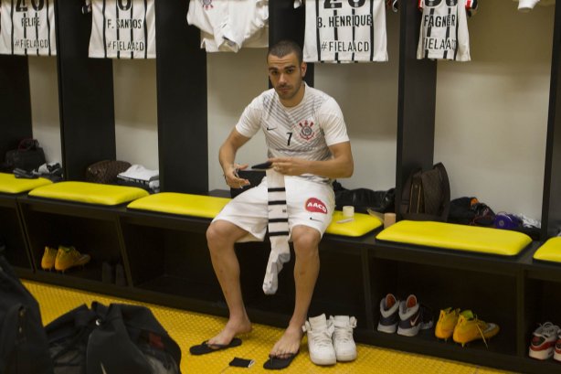 Nos vestiários antes do jogo entre Botafogo x Corinthians, realizado esta noite na Arena Amazônia, válido pela 28ª rodada do Campeonato Brasileiro de 2014