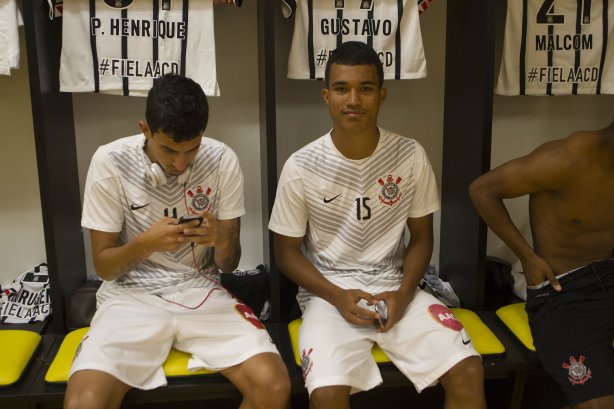 Nos vestiários antes do jogo entre Botafogo x Corinthians, realizado esta noite na Arena Amazônia, válido pela 28ª rodada do Campeonato Brasileiro de 2014