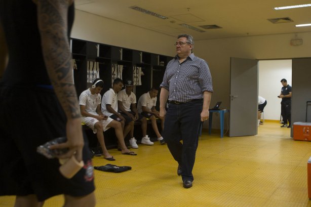 Nos vestiários antes do jogo entre Botafogo x Corinthians, realizado esta noite na Arena Amazônia, válido pela 28ª rodada do Campeonato Brasileiro de 2014