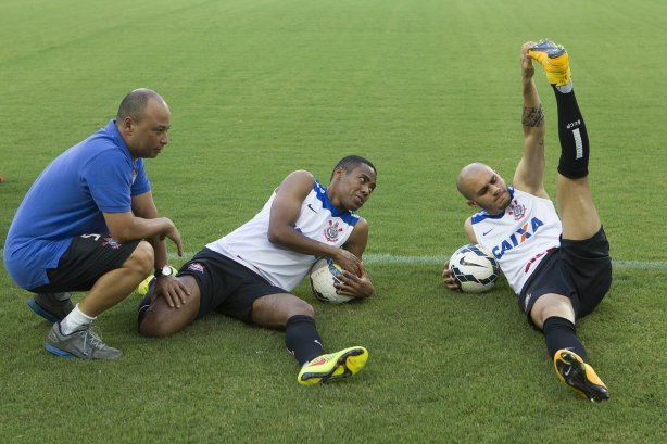 Durante o treino desta tarde na Arena Pantanal, em Cuiaba/MT. O próximo jogo da equipe será amanhã, quarta-feira, dia 22/10, contra o Vitoria/BA, pela 30ª rodada do Campeonato Brasileiro de 2014