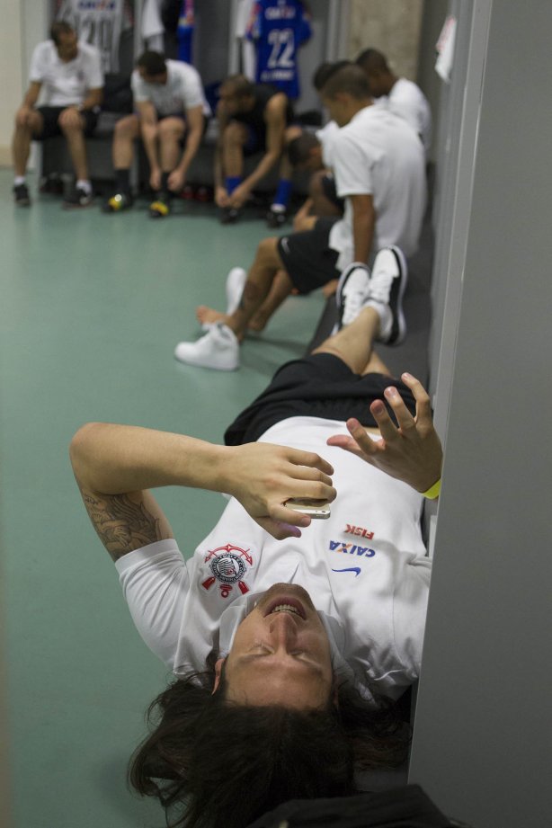 Nos vestiários antes da partida entre Corinthians x Vitoria/BA, realizada esta noite na Arena Pantanal, válida pela 30ª rodada do Campeonato Brasileiro de 2014