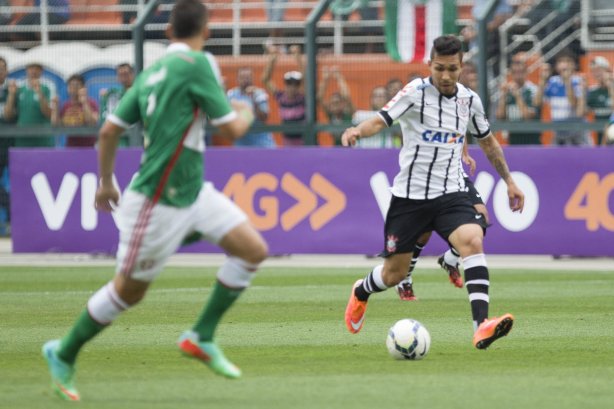 Durante a partida entre Palmeiras x Corinthians, realizada esta tarde no estádio do Pacaembu, válida pela 31ª rodada do Campeonato Brasileiro de 2014