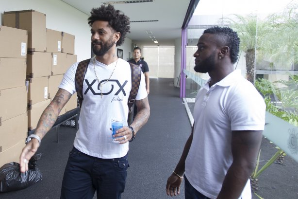 Durante a reapresentacao dos jogadores esta tarde no CT Joaquim Grava, zona leste da cidade. O próximo jogo da equipe será dia 15/01no torneio internacional, em Orlando/EUA, contra o Colonia da Alemanha