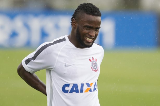 Durante a reapresentacao dos jogadores esta tarde no CT Joaquim Grava, zona leste da cidade. O próximo jogo da equipe será dia 15/01no torneio internacional, em Orlando/EUA, contra o Colonia da Alemanha