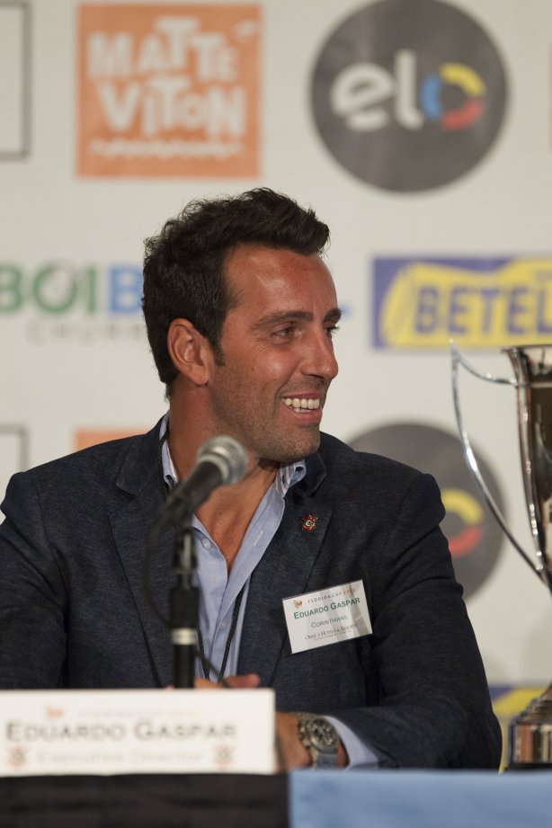 O gerente de futebol Edu Gaspar participa de conferencia de imprensa para apresentação do Florida Cup 2015, antes do treino desta tarde na cidade de Orlando/EUA. O próximo jogo da equipe será amanhã, dia 15/01, no Florida Cup, em Orlando/EUA, contra o Colonia da Alemanha
