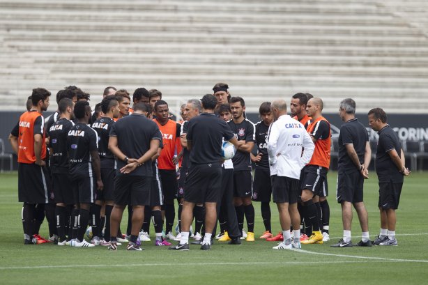 Durante o treino desta tarde na Arena Corinthians, zona leste da cidade. O próximo jogo da equipe será contra o Corinthian Casuals, da Inglaterra, sábado, dia 24/01, na Arena Corinthians, em homenagem ao co-irmão