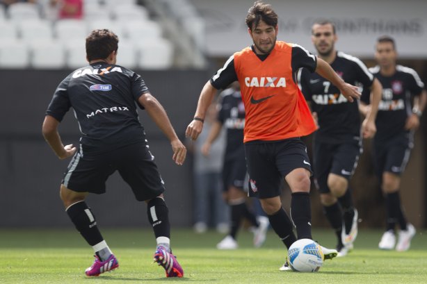 Durante o treino desta tarde na Arena Corinthians, zona leste da cidade. O próximo jogo da equipe será contra o Corinthian Casuals, da Inglaterra, sábado, dia 24/01, na Arena Corinthians, em homenagem ao co-irmão