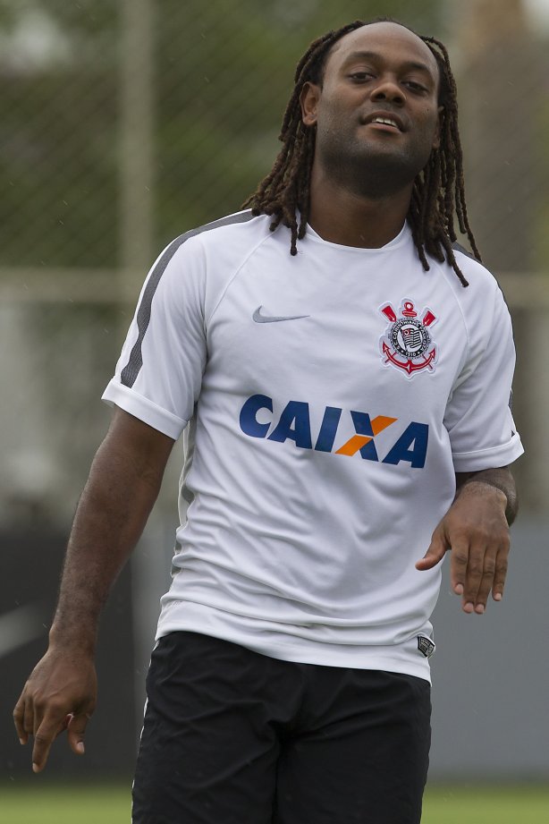 Durante o treino desta tarde no CT Joaquim Grava, zona leste da cidade. O próximo jogo do time será sábado dia 14/02 contra o Botafogo/RP, na Arena Corinthians, válido pela 4ª rodada do Campeonato Paulista de 2015