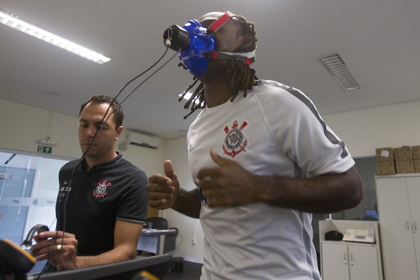 O atacante Wagner Love faz exames cardiologicos esta tarde no CT Joaquim Grava. O próximo do time será sábado dia 14/02 contra o Botafogo/RP, na Arena Corinthians, válido pela 4ª rodada do Campeonato Paulista de 2015