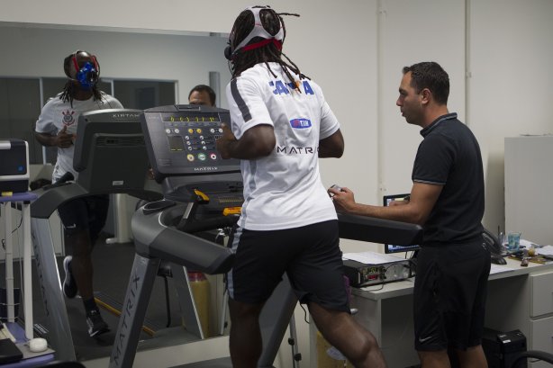 O atacante Wagner Love faz exames cardiologicos esta tarde no CT Joaquim Grava. O próximo do time será sábado dia 14/02 contra o Botafogo/RP, na Arena Corinthians, válido pela 4ª rodada do Campeonato Paulista de 2015