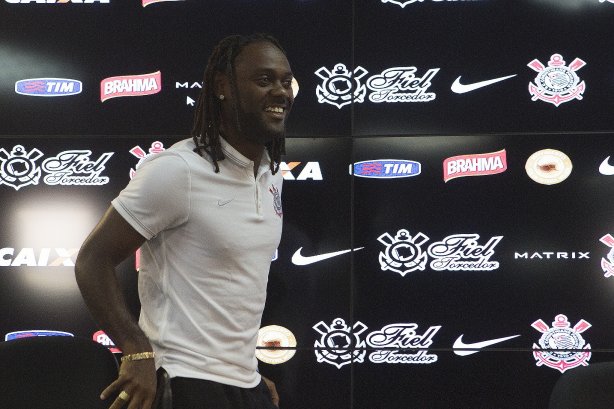 Durante o treino desta tarde no CT Joaquim Grava, localizado no Parque Ecológico do Tiete, zona leste da cidade. O próximo jogo será amanhã, sábado dia 14/02 contra o Botafogo/RP, na Arena Corinthians, válido pela 5ª rodada do Campeonato Paulista de 2015