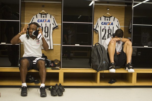 Nos vestiários antes do jogo realizado esta tarde na Arena Corinthians entre Corinthians x Botafogo/RP, jogo válido pela 5ª rodada do Campeonato Paulista de 2015