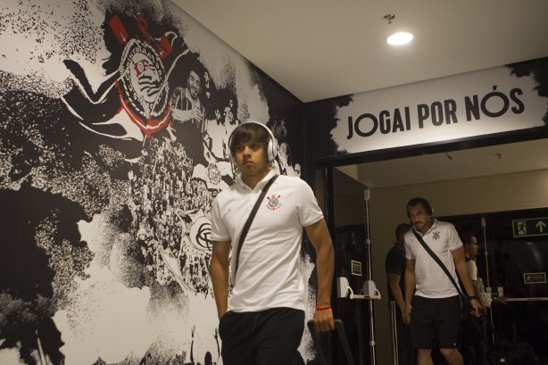 Nos vestiários antes do jogo realizado esta tarde na Arena Corinthians entre Corinthians x Botafogo/RP, jogo válido pela 5ª rodada do Campeonato Paulista de 2015