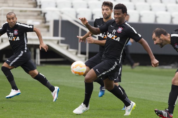 Durante o treino desta tarde na Arena Corinthians, zona leste da cidade. O próximo jogo será amanhã, quarta-feira, dia 18/02 contra o São Paulo, na Arena Corinthians, jogo de ida da fase classificatoria da Copa Libertadores da América 2015