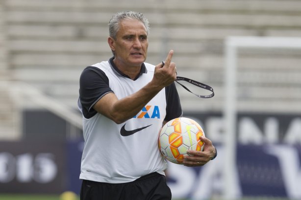 Durante o treino desta tarde na Arena Corinthians, zona leste da cidade. O próximo jogo será amanhã, quarta-feira, dia 18/02 contra o São Paulo, na Arena Corinthians, jogo de ida da fase classificatoria da Copa Libertadores da América 2015