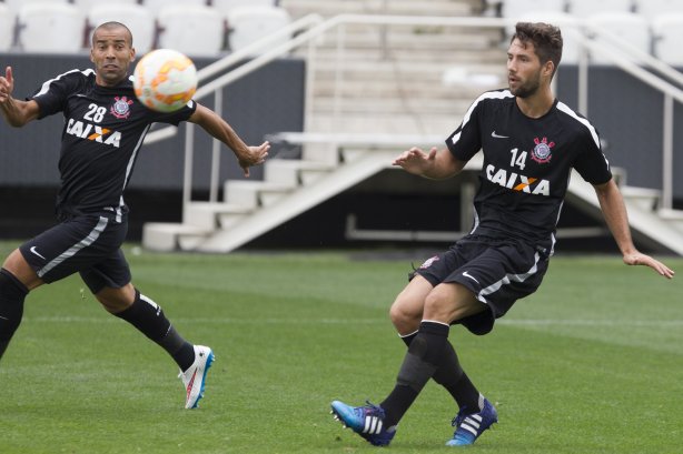 Durante o treino desta tarde na Arena Corinthians, zona leste da cidade. O próximo jogo será amanhã, quarta-feira, dia 18/02 contra o São Paulo, na Arena Corinthians, jogo de ida da fase classificatoria da Copa Libertadores da América 2015