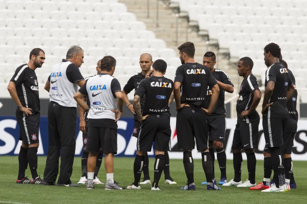 Durante o treino desta tarde na Arena Corinthians, zona leste da cidade. O próximo jogo será amanhã, quarta-feira, dia 18/02 contra o São Paulo, na Arena Corinthians, jogo de ida da fase classificatoria da Copa Libertadores da América 2015