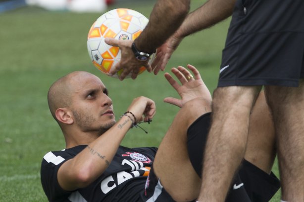 Durante o treino desta tarde na Arena Corinthians, zona leste da cidade. O próximo jogo será amanhã, quarta-feira, dia 18/02 contra o São Paulo, na Arena Corinthians, jogo de ida da fase classificatoria da Copa Libertadores da América 2015