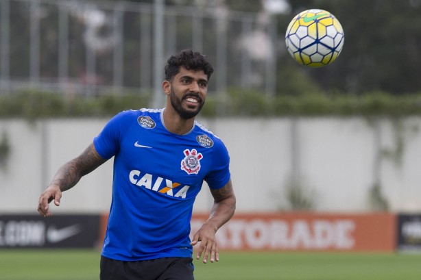 Após recuperação em lesão, Vilson retorna aos titulares