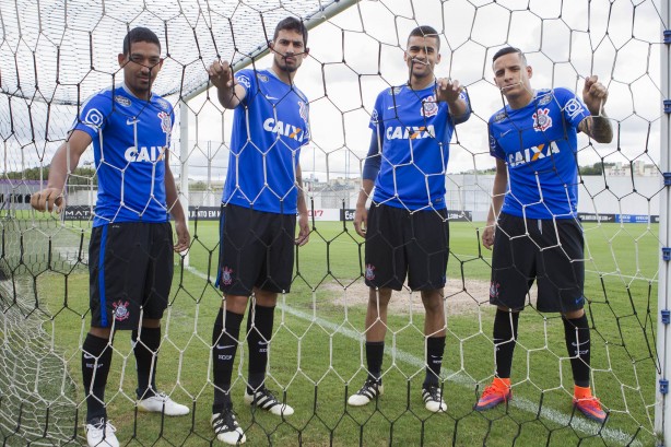 Quarteto da base deve ganhar chance diante do Figueirense