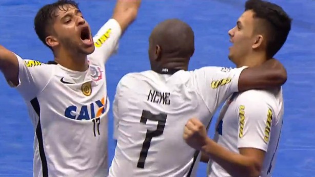 Rocha fez o gol de empate do Corinthians