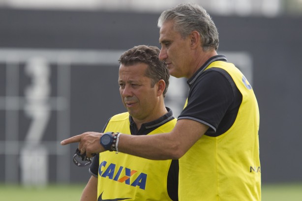 Cleber Xavier é o braço direito de Tite