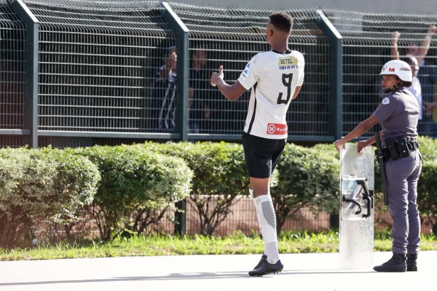 O camisa 9 garantiu a artilharia da Copinha, com 11 gols 