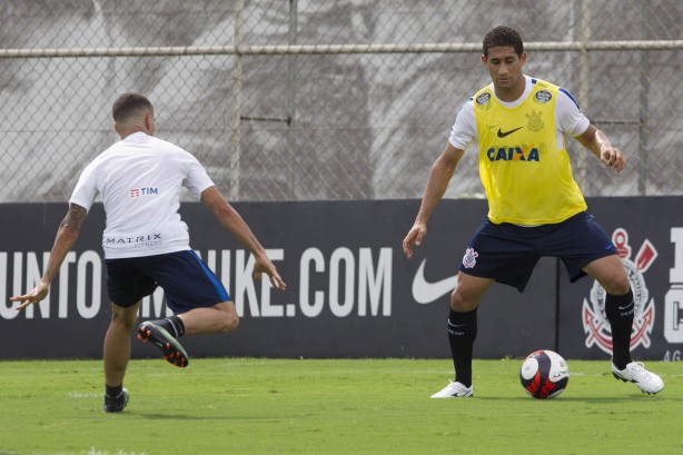 Pablo treinando no CT Joaquim Grava