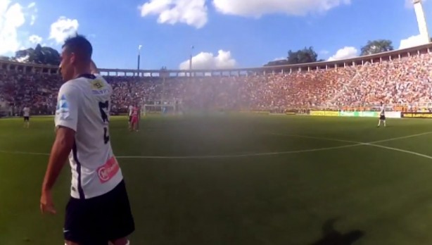 Visão do árbitro durante a final da Copa São Paulo 2017