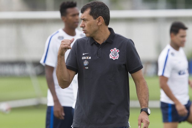 Carille aguarda a chegada de Osmar Loss, do Sub-20, como auxiliar técnico