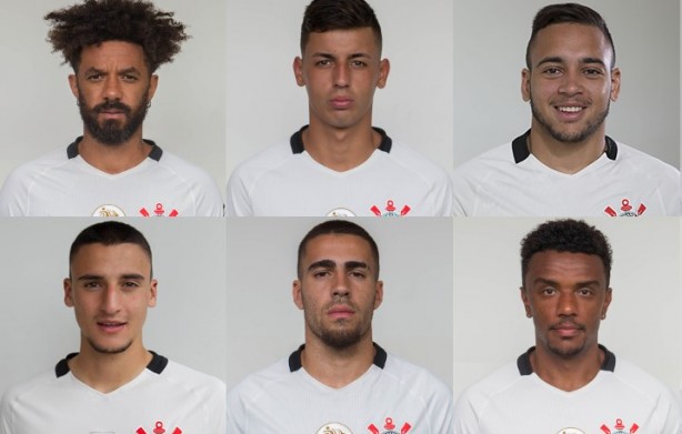 Mantuan (primeiro da linha inferior) faz parte do elenco do Corinthians