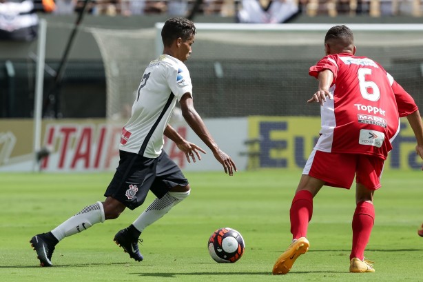 Jogadores comemoram o título da Copa São Paulo de futebol Jr
