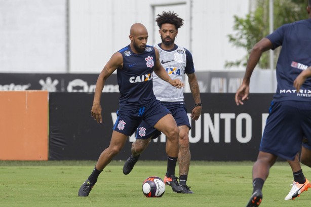 Recém-chegado, Fellipe Bastos será a novidade entre os titulares