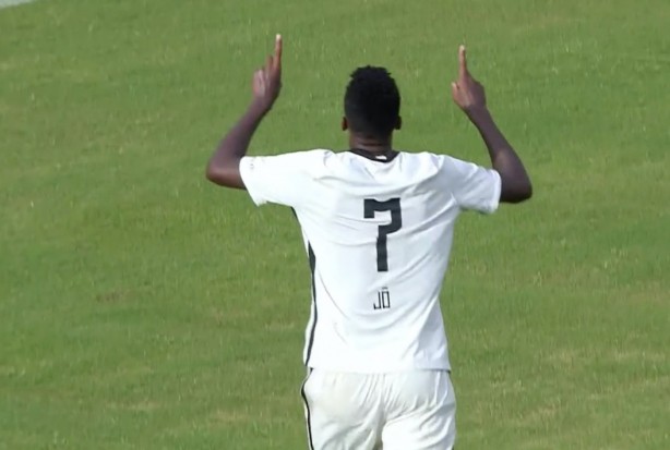 Com categoria, Jô anotou gol sobre o São Bento aos nove minutos do 2º tempo