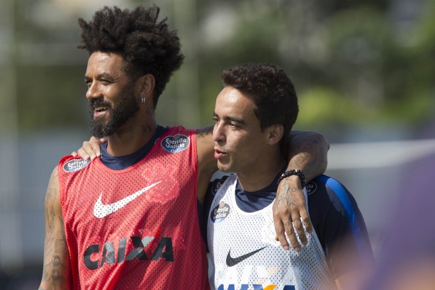Parceiros! - Cristian e Jadson esbanjam bom humor em atividade pela manhã