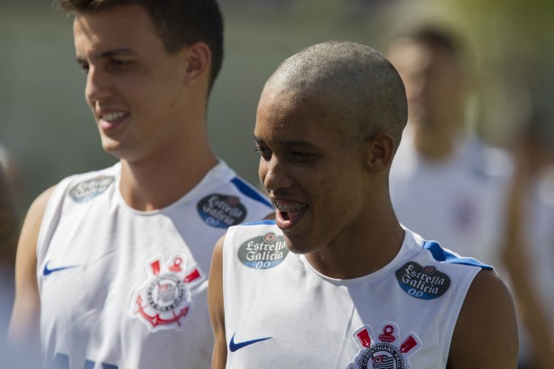 Craque da Copinha e recm-promovido ao profissional, Pedrinho sofreu trote de jogadores