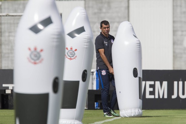 Jogadores reservas realizaram treino separado no CT Joaquim Grava