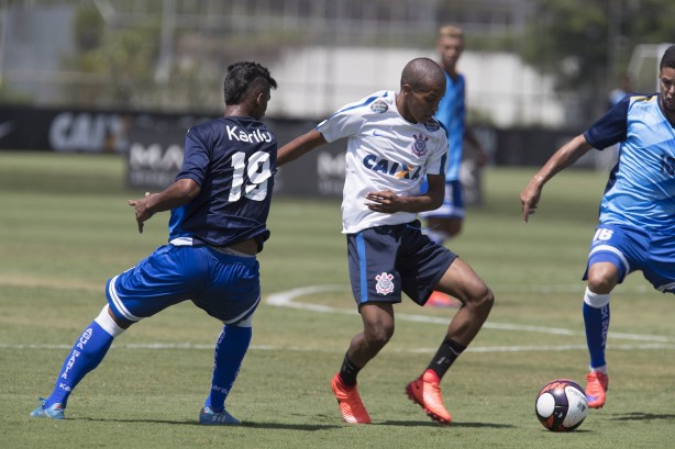 Campeão da Copinha, o jovem Pedrinho marcou presença na atividade