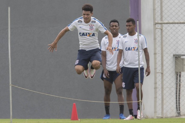 Marquinhos Gabriel se recupera de desconforto na coxa