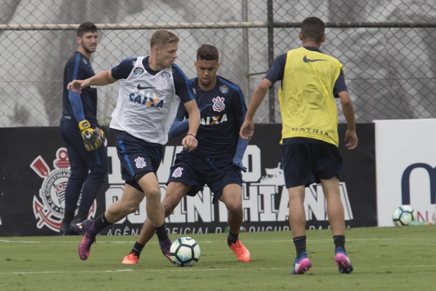 Após início empolgante, Marlone vem sendo opção no banco