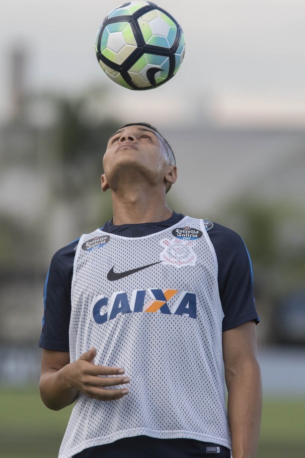 O Timão mantem a vantagem de um empate simples para avançar no torneio