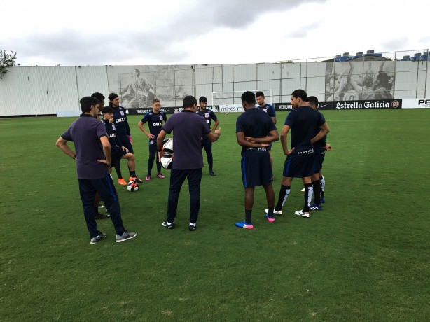 Corinthians e Ferroviria se enfrentam s 16h, em Araraquara