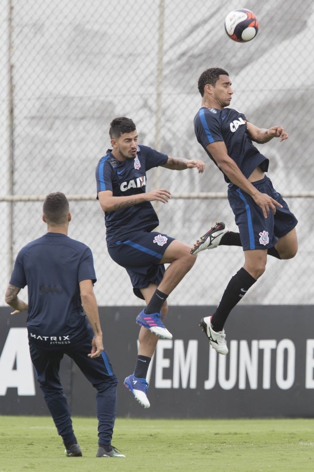 Pablo subiu alto durante o treinamento no CT