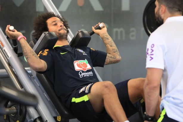 Lateral dolo do Real Madrid, Marcelo  orientado por profissional da Seleo